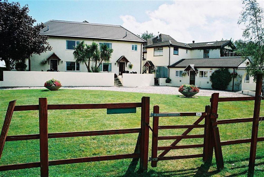 Crossways & Sea View Holiday Apartments Torquay Exterior photo